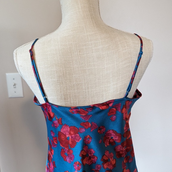 Vibrant Blue Floral Summer Slip Dress - Picture 3 of 4